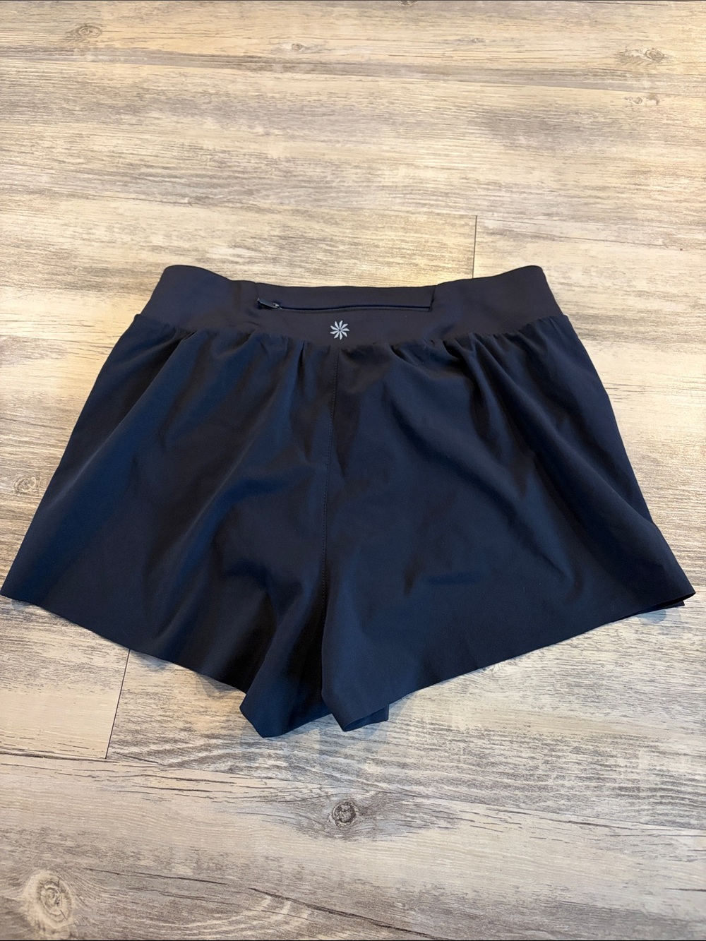 Athleta Fast Route Mid Rise 2" Run Short - Picture 3 of 5